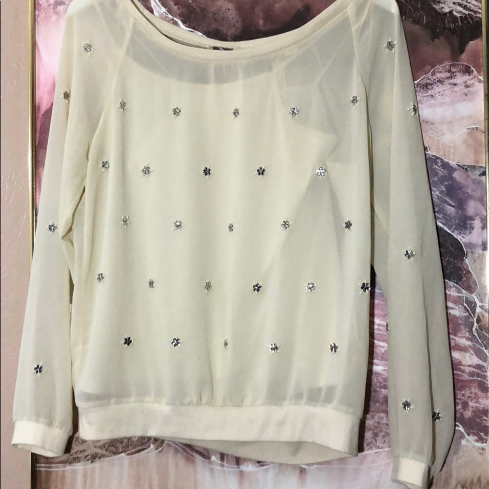 CREAM CHIFFON EMBROIDERED BLOUSE W ATTACHED CAMI